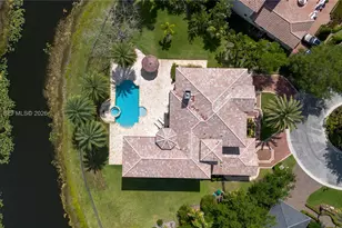7290 Lemon Grass Dr, Parkland, FL 33076 - Photo 2