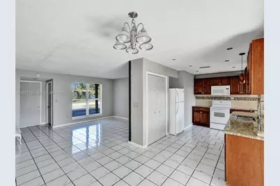 8550 NW 27th Pl #8550, Sunrise, FL 33322 - Photo 6