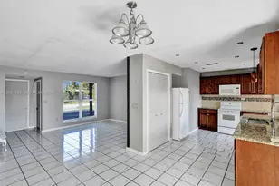8550 NW 27th Pl, Sunrise, FL 33322 - Photo 6