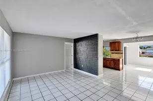 8550 NW 27th Pl, Sunrise, FL 33322 - Photo 8