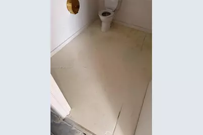 920 NW 119th St, Miami, FL 33168 - Photo 12