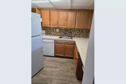 8060 N Colony Cir N #103, Tamarac, FL 33321 - Photo 2