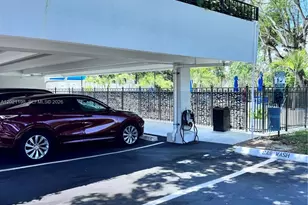1800 N Andrews Ave, Fort Lauderdale, FL 33311 - Photo 32