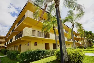 251 Berkley Rd, Hollywood, FL 33024 - Photo 1