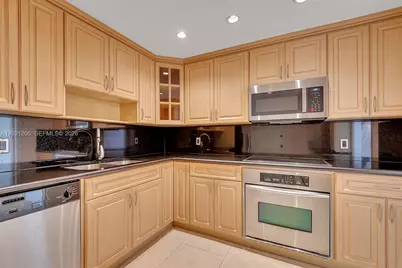 3 Grove Isle Dr #C1606, Coconut Grove, FL 33133 - Photo 10
