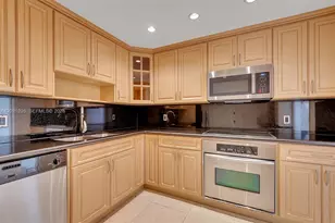 3 Grove Isle Dr, Coconut Grove, FL 33133 - Photo 10