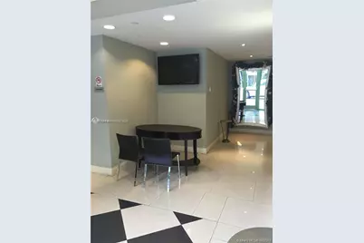 111 E Flagler St #1310, Miami, FL 33131 - Photo 18