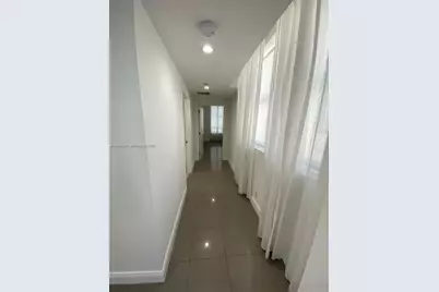 111 E Flagler St #1310, Miami, FL 33131 - Photo 14