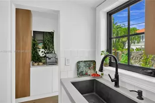 1214 Capri St, Coral Gables, FL 33134 - Photo 28