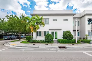 6681 NW 104th Ave, Doral, FL 33178 - Photo 2