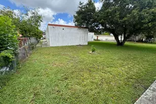 6842 SW 15th St, Miami, FL 33144 - Photo 14