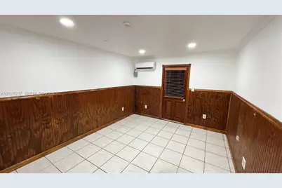 2727 NW 34th St, Miami, FL 33142 - Photo 6