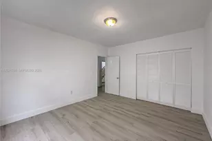 955 Bay Dr, Miami Beach, FL 33141 - Photo 16