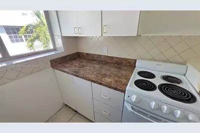 7629 Dickens Ave #7, Miami Beach, FL 33141 - Photo 10