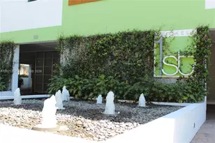 110 SW 12th St, Miami, FL 33130 - Photo 2