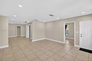 2620 NW 15th St, Fort Lauderdale, FL 33311 - Photo 10