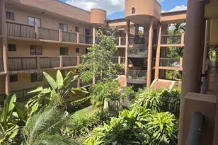 5560 W 21st Ct, Hialeah, FL 33016 - Photo 36