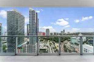 79 SW 12th St, Miami, FL 33130 - Photo 14