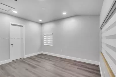 648 South Dr, Miami Springs, FL 33166 - Photo 12