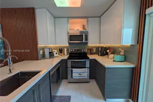2460 Jackson St, Hollywood, FL 33020 - Photo 8
