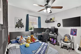 120 Jacaranda Country Club Dr, Plantation, FL 33324 - Photo 26