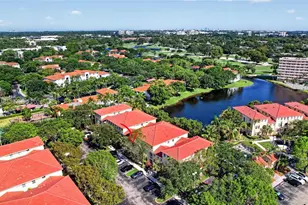 120 Jacaranda Country Club Dr, Plantation, FL 33324 - Photo 46