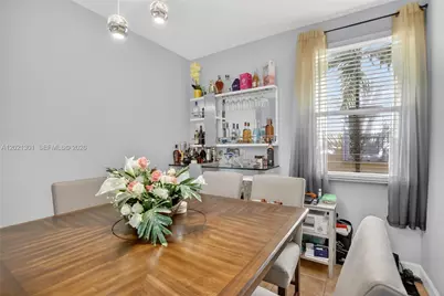 120 Jacaranda Country Club Dr #205, Plantation, FL 33324 - Photo 18