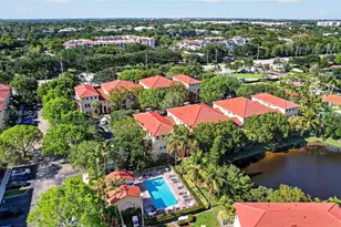 120 Jacaranda Country Club Dr, Plantation, FL 33324 - Photo 52