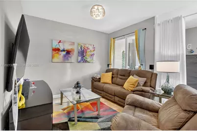120 Jacaranda Country Club Dr #205, Plantation, FL 33324 - Photo 6