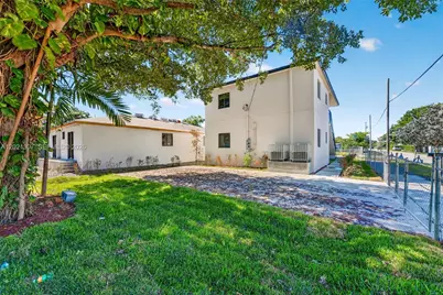1895 NW 47th Ter, Miami, FL 33142 - Photo 4