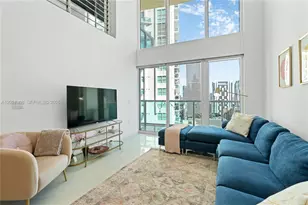 41 SE 5th St, Miami, FL 33131 - Photo 12