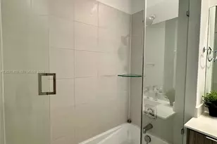 6401 NW 103rd Pl, Doral, FL 33178 - Photo 8