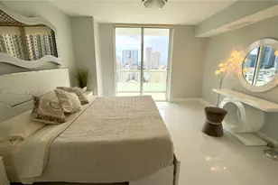 50 Biscayne Blvd, Miami, FL 33132 - Photo 14