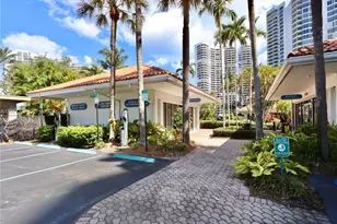 3530 Mystic Pointe Dr, Aventura, FL 33180 - Photo 52
