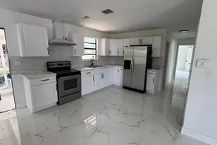 15023 SW 302nd Terrace, Homestead, FL 33033 - Photo 2