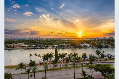 5151 Collins Ave #1520, Miami Beach, FL 33140 - Photo 1