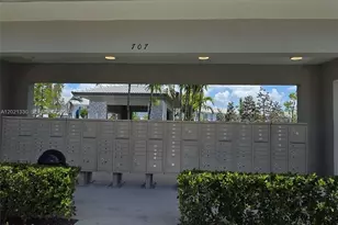 713 SE 13th St Cir, Homestead, FL 33034 - Photo 30