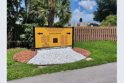14333 Memorial Hwy #9K, Miami, FL 33161 - Photo 22