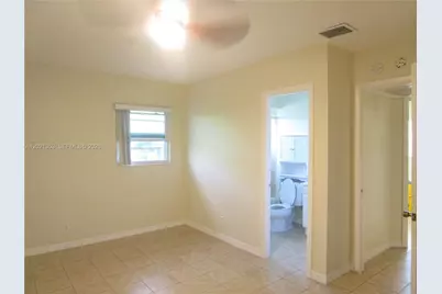 5111 W Oakland Park Blvd #301, Lauderdale Lakes, FL 33313 - Photo 22