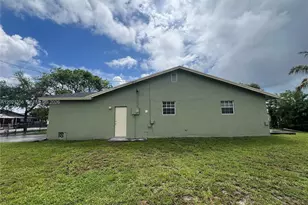 5324 Flagler St, Hollywood, FL 33021 - Photo 16