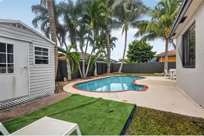 8892 NW 167th St, Miami Lakes, FL 33018 - Photo 60