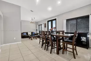 8892 NW 167th St, Miami Lakes, FL 33018 - Photo 18
