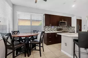 8892 NW 167th St, Miami Lakes, FL 33018 - Photo 44