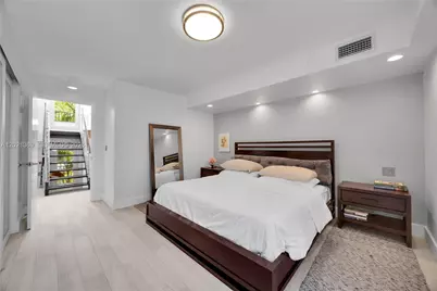 2960 Day Ave #3201, Miami, FL 33133 - Photo 14