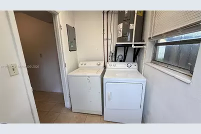 4940 SW 28th Ter #S, Dania Beach, FL 33312 - Photo 6