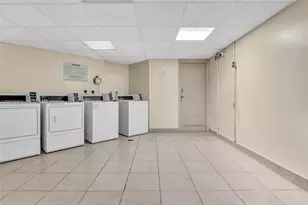 5961 N Falls Cir Dr, Lauderhill, FL 33319 - Photo 22