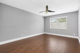 5961 N Falls Cir Dr, Lauderhill, FL 33319 - Photo 10