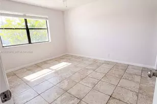 10046 Winding Lake Rd, Sunrise, FL 33351 - Photo 6