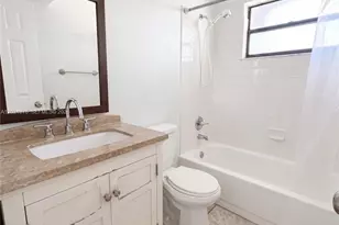 10046 Winding Lake Rd, Sunrise, FL 33351 - Photo 8