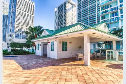 31 SE 5th St #1208, Miami, FL 33131 - Photo 26